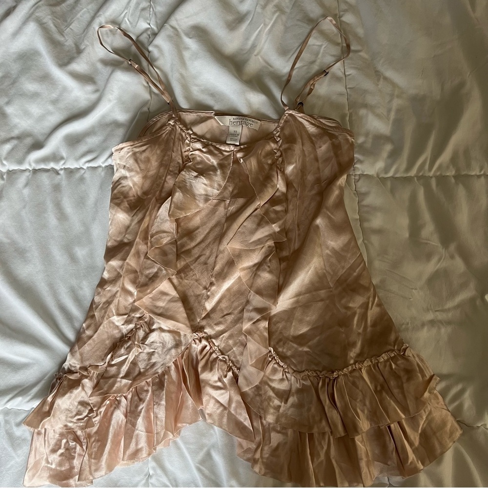 Banana Republic Heritage 100% silk blush ruffle cami adjustable strap top XS